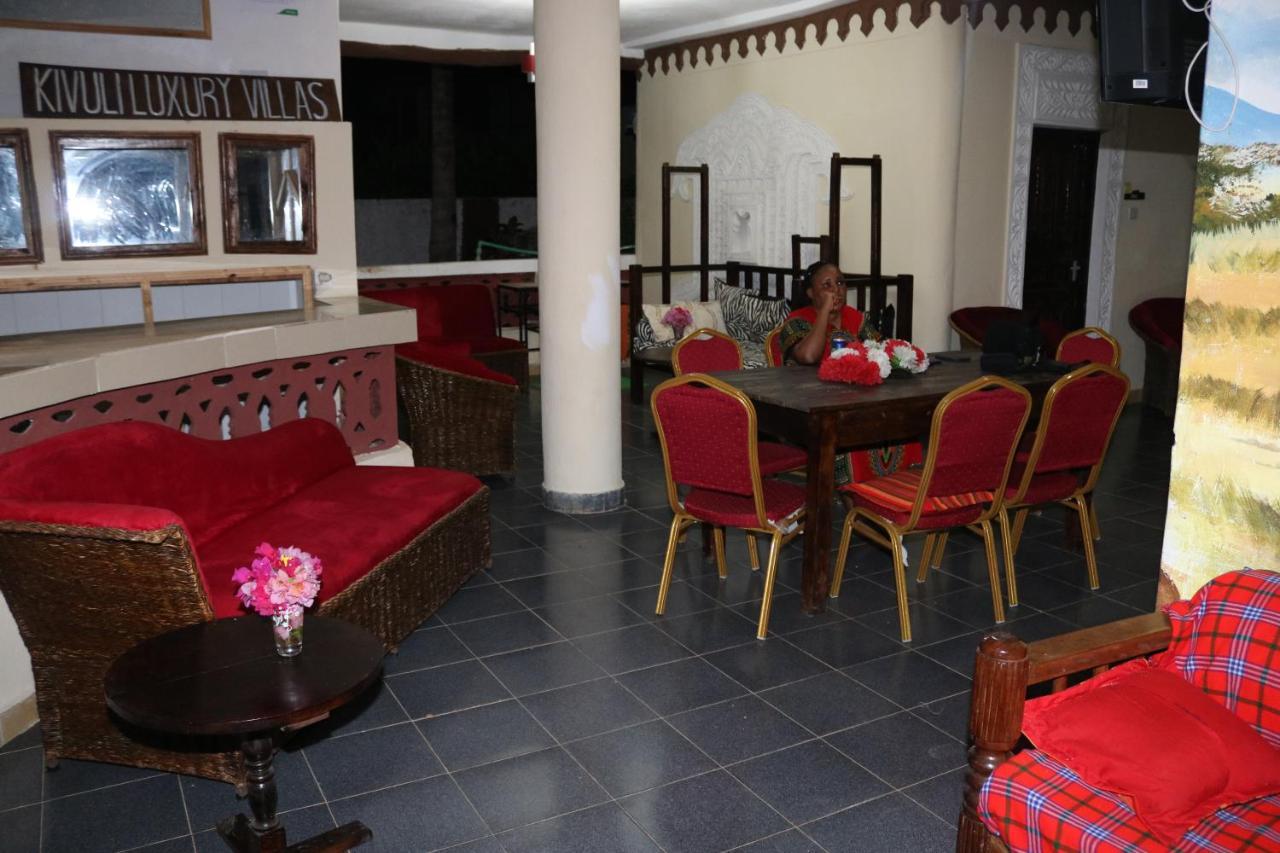 Room In Guest Room - A Wonderful Beach Property In Diani Beach Kenyaa Dream Holiday Place Mombaça Exterior foto